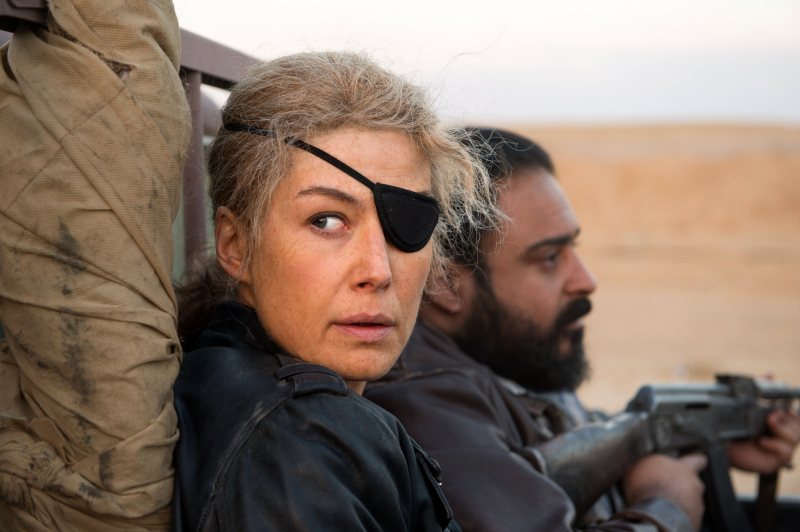 Rosamund Pike powerfully portrays war correspondent Marie Colvin in "A Private War" (PAUL CONROY/Aviron Pictures).