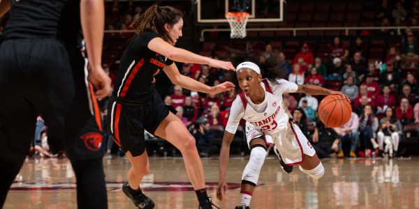 Sophomore Kiana Williams (above) put up an impressive offensive performance against the Beavers but was unable to capitalize against the Ducks. Stanford lost by 40 to Oregon on Sunday.(MIKE RASAY/isiphotos.com)