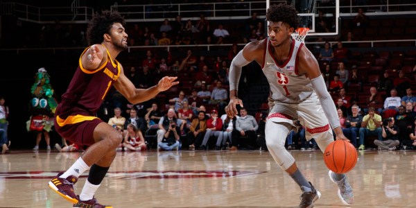 Sophomore guard Daejon Davis (above) finished with a team-leading 14 points as the Cardinal fell to Arizona 54-70 on Sunday evening. Davis also accumulated five rebounds and led the team with eight assists. (BOB DREBIN/isiphotos.com)