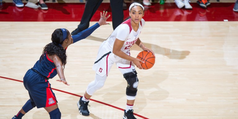 Junior guard DiJonai Carrington (above) scored a team-leading 19 points against the University of Washington on Sunday as the Cardinal sealed a 72-53 win over the Huskies. (ERIN CHANG/isiphotos.com)