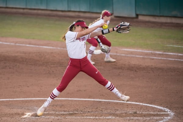 Senior pitcher Carolyn Lee (above) will play in her final home series this weekend against second ranked UCLA. Last season, Lee helped to upset the Bruins when they were ranked 3rd and hopes to do the same this year (KAREN AMBROSE HICKEY/isiphotos.com)