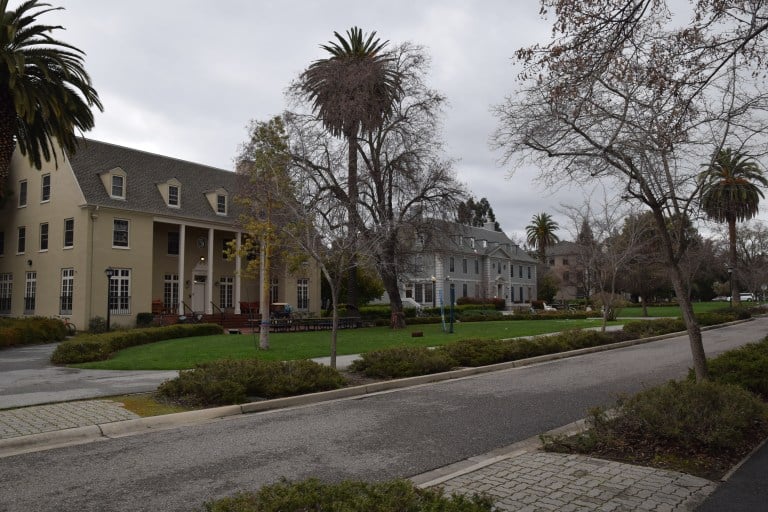 Investigators believe they have located the noose in this photo, published in The Daily on March 13. (EVAN PENG/The Stanford Daily)