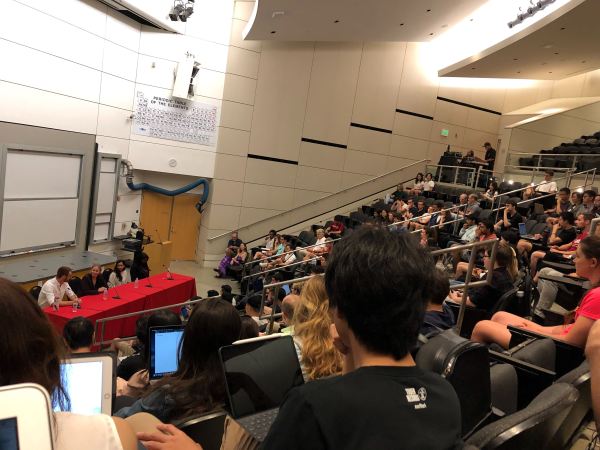 The panelists praised Silicon Valley for its meritocratic structure, but they also said the Valley has failed to maintain sufficient infrastructure, public education and affordable housing. (ALENA ZENG/The Stanford Daily)