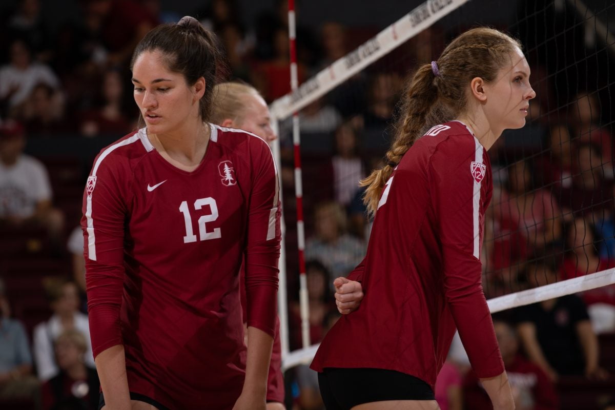 Volleyball head coach discusses losses and upcoming Pac-12 play