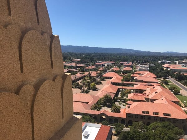 It's a big campus — everyone finds their place at their own pace. (Photo: KASSIDY KELLEY / The Stanford Daily)
