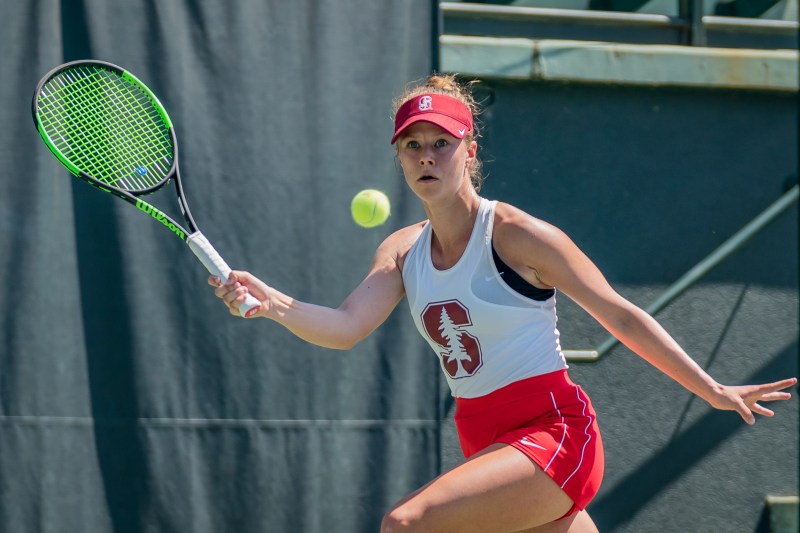 Junior Michaela Gordon (above) won her third-straight sinlges title at the Northwest ITA Regional Championships this past weekend. The Saratoga, California native is a three-time All-American and was named the 2019 Pac-12 Singles Player of the Year. (GLEN MITCHELL/isiphotos.com)