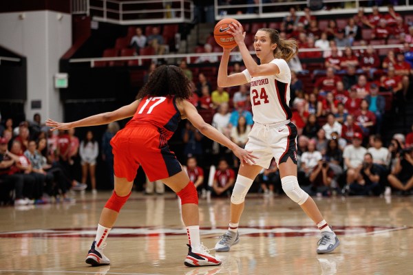 Sophomore guard Lacie Hull (above) scored a team-high 19 points as Stanford defeated Northern Colorado 90-36 on Thursday night. Hull finished 8-for-11 and grabbed five rebounds in the 54-point victory. (Photo: BOB DREBIN/isiphotos.com)