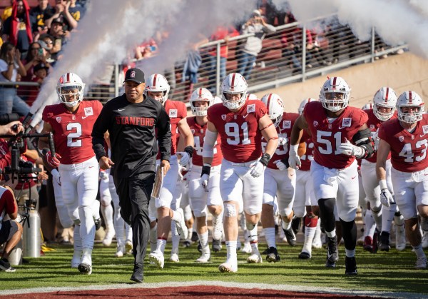 Stanford head coach David Shaw '94 announced the signing of 22 recruits on Wednesday. (Photo: JOHN TODD / isiphotos.com)