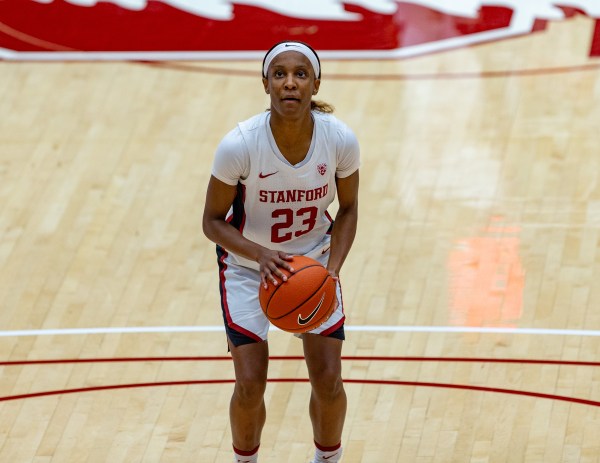 Junior guard Kiana Williams (above) scored 19 points, snagged four rebounds and dished seven assists in Wednesday's 78-51 victory against Tennessee. She now has 1,002 points in her career. (Photo: JOHN P. LOZANO / isiphotos.com)