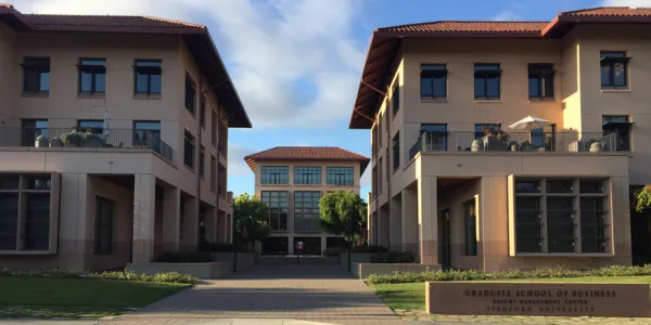 Stanford’s Graduate School of Business (Photo: YASMIN SAMRAI/The Stanford Daily)