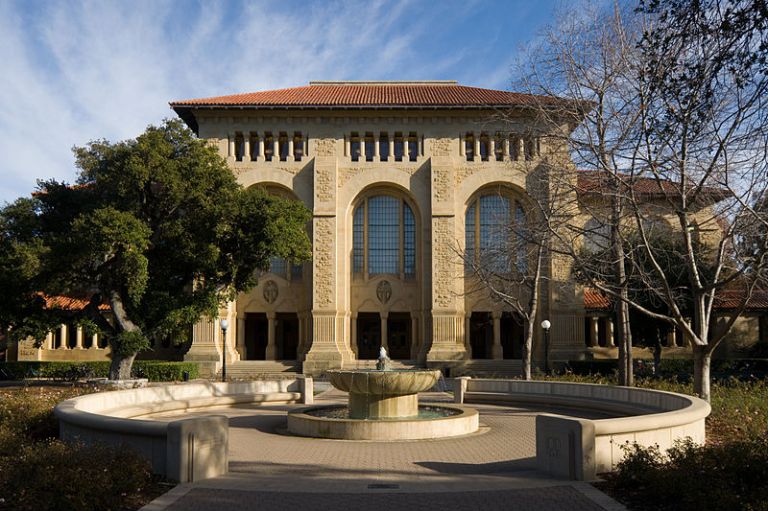 Green Library. (Photo: Wikimedia Commons)