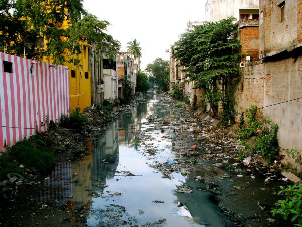 Ravi Mariwala identified poor treatment of sewage as a major barrier to improving nutrition in India. (Wikimedia Commons)
