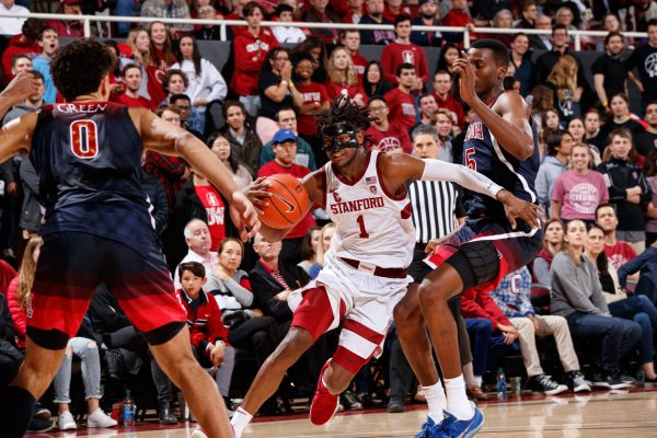 Junior guard Daejon Davis (above) scored 17 points in Stanford’s 75-57 rout of the Cougars on Sunday. The win solidifed a road sweep of the Washington schools by the Cardinal.  (BOB DREBIN/isiphotos.com)