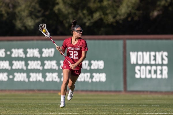 Daniella McMahon (above), along with junior attack Galen Lew, paced the No. 25 Cardinal with three goals apiece in a hard-fought 13-12 road loss to No. 8 USC. (Photo: MACIEK GUDRYMOWICZ/isiphotos.com)