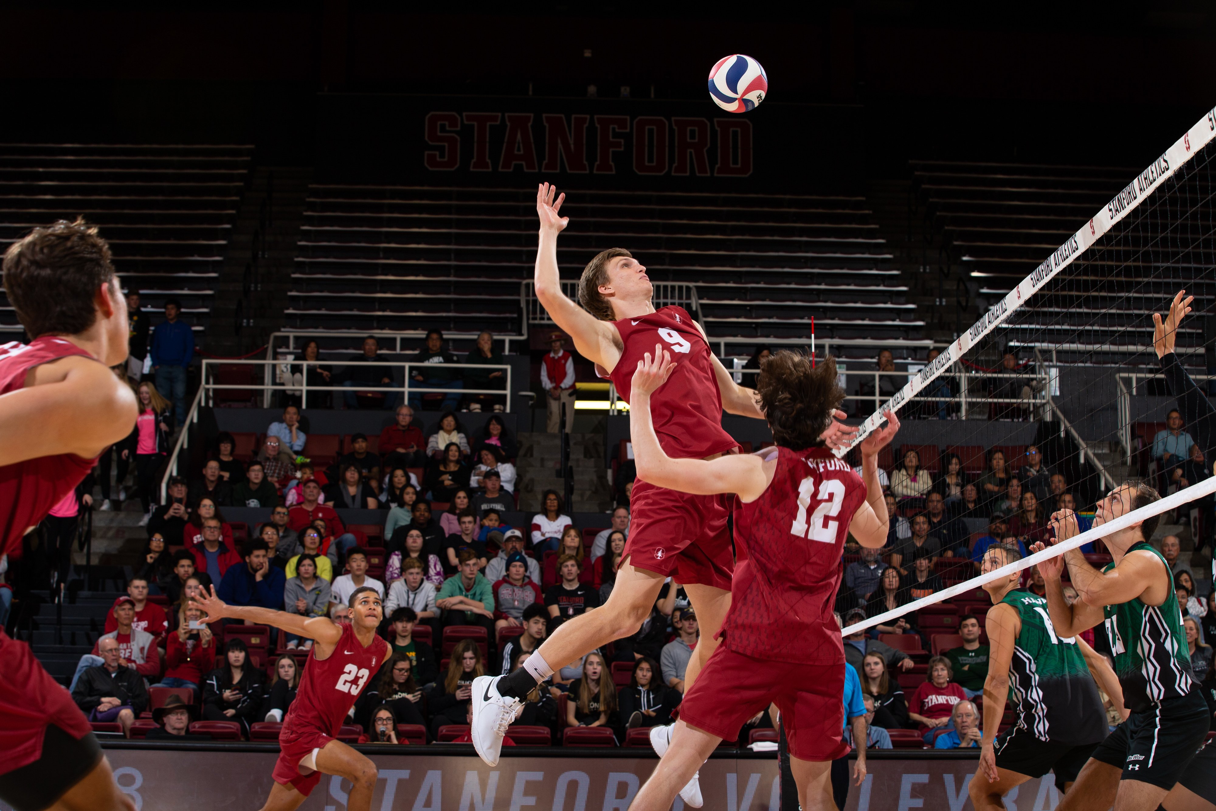 Men's volleyball cannot close in back-to-back matches against Lewis