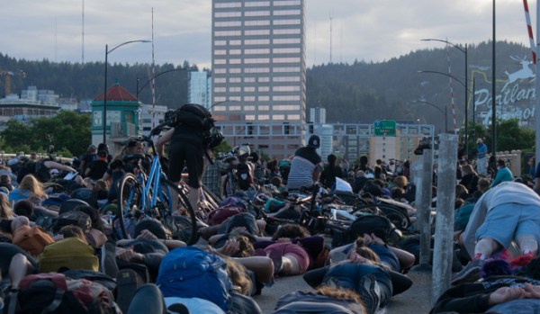Protesters on the Burnside Bridge in Portland, Oregon, on June 2, 2020 as part of protests in the wake of the killing of George Floyd. (Photo: Wikimedia Commons)