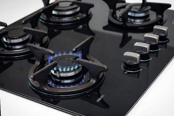 Looks like a stove to you? Nope, it's a waste of space (Photo: PickPic)
