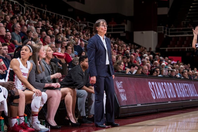 Head coach Tara VanDerveer welcomed the second-straight No. 6 recruiting class in the nation to the Farm on Wednesday. Next year, the four players will join a Cardinal squad currently ranked No. 2 in the Preseason AP poll. (Photo: KAREN AMBROSE HICKEY/isiphotos.com)