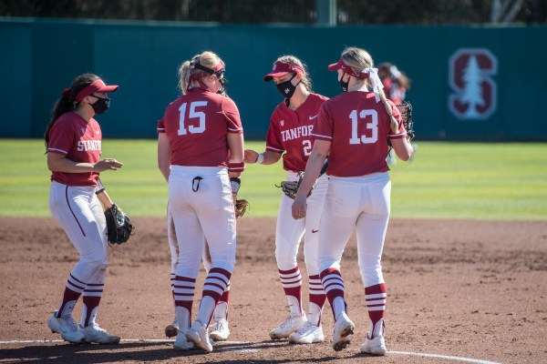 Stanford softball fell to Santa Clara on Tuesday in its first loss of the season. The Cardinal struggled across the board as the Bronco pitching helped swipe a 4-0 Santa Clara victory. (Photo: KAREN HICKEY/isiphotos.com)