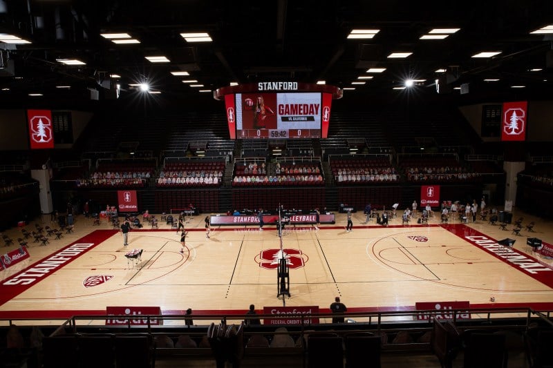 A lack of available women's volleyball players, due to injuries and COVID-19 protocol, prompted the cancellation of a two-game series between Stanford and Washington State (Photo: MIKE RASAY/isiphotos.com)