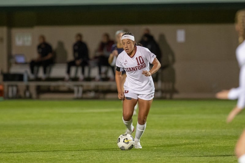 Sophomore midfielder Maya Doms (above) was responsible for a lot of the Cardinal's attacking play against the Ducks. However, Stanford was unable to find the back of the net, finishing in a 0-0 draw. (Photo: MACIEK GUDRYMOWICZ/isiphotos.com)