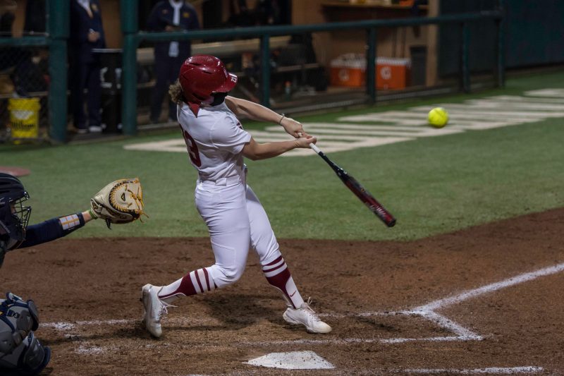 Graduate student Teagan Cowles (above) was 2-for-2 at the plate against Saint Mary's on Thursday. In its biggest upset loss of the season, Stanford softball l fell to the Gaels 8-12 in the second of the doubleheader games. (Photo: KAREN HICKEY/isiphotos.com)
