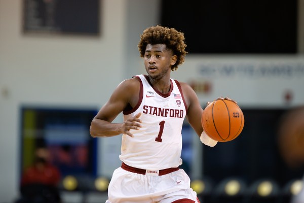 Senior guard Daejon Davis (above) entered the transfer portal Tuesday morning, bringing an end to his four years in a Stanford uniform. (Photo: BOB DREBIN/isiphotos.com)