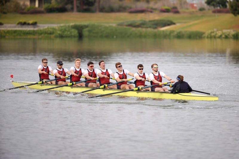 Men's rowing won two of three races over the weekend after losing to Washington last weekend. (Photo: BOB DREBIN/isiphotos.com)