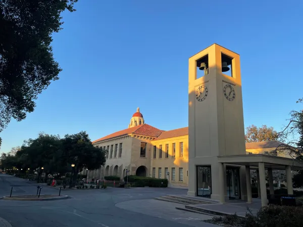 Clock Tower. (Photo: ELLIE WONG/The Stanford Daily)