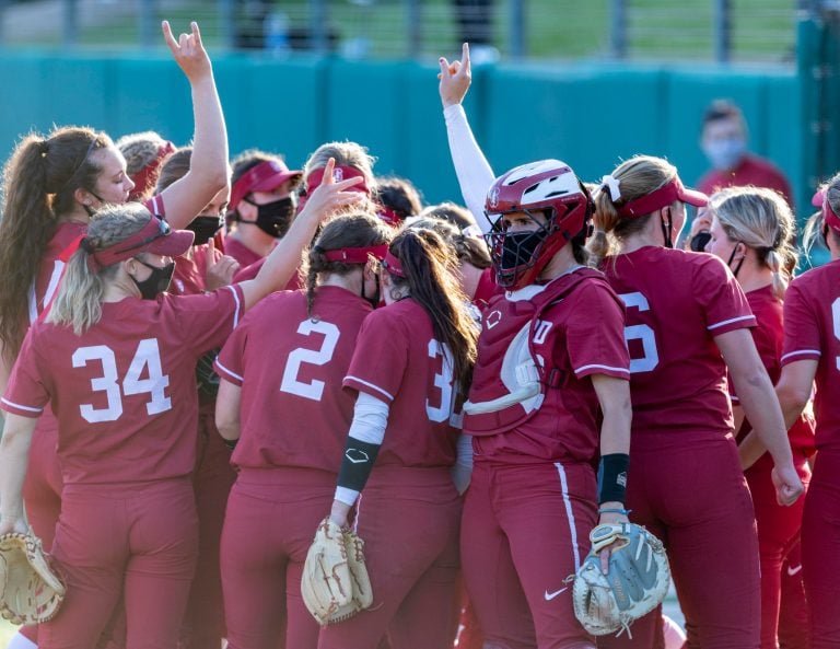 The Cardinal's season came to a close Sunday in Fayetteville, Ark.(Photo: JOHN LOZANO/isiphotos.com)