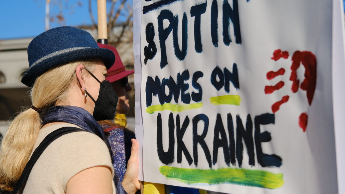 Stanford students reflect on ‘Stand With Ukraine’ rally