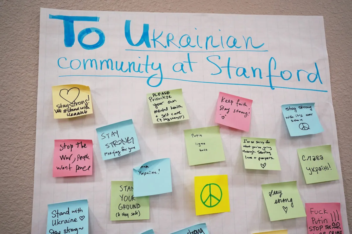 Graduate students expressed their support for Ukrainian students on a poster. 