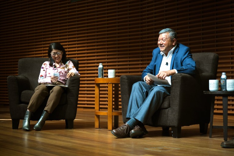 Akko Yamazaki sitting on left of Arun Majumdar.