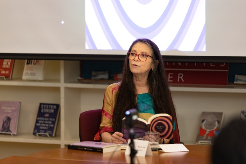 Carmen Boullosa reads from her novel to students at the Stanford Humanities Center