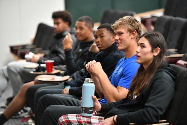 Members of the Stanford football team attend an educational event hosted by Cardinal Connect, an in-house educational program for NIL. The program was paused in May 2023, as the Athletics Department looks to better understand how to support athlete development. (Photo: Brandon Vallance/ISI Photos)