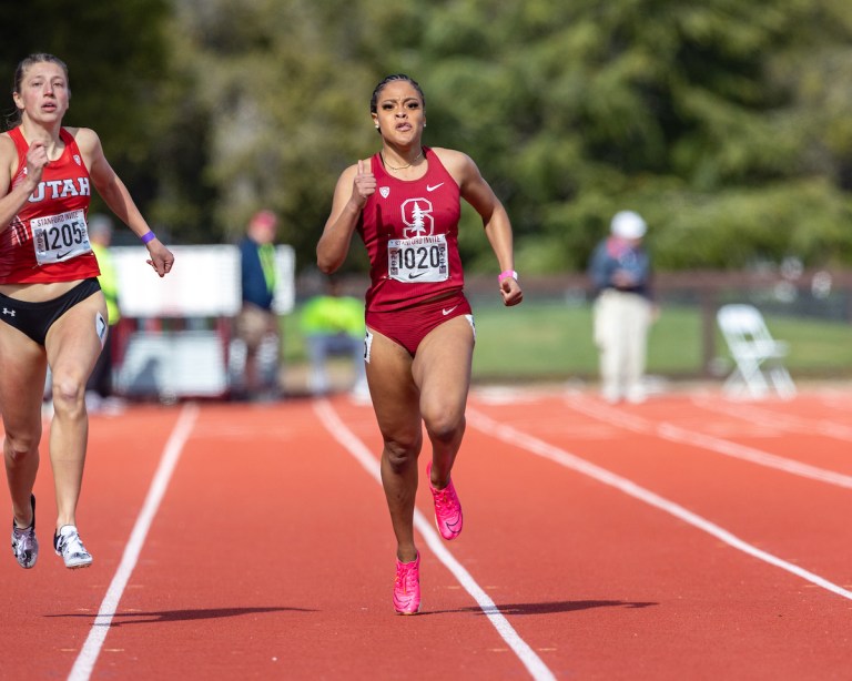 Cydney Wright competes at Stanford Invitational