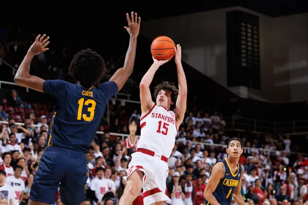 Benny Gealer shoots the basketball in a game against UC Berkeley.