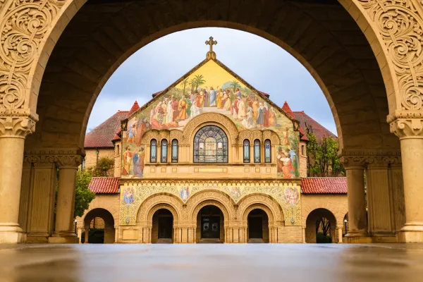 A petition signed by Asian-American scholars argues for the effectiveness and importance of affirmative action.  (Photo: CAYDEN GU/The Stanford Daily)