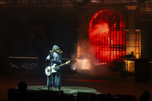 Lil Wayne performs onstage at Shoreline Ampitheatre.