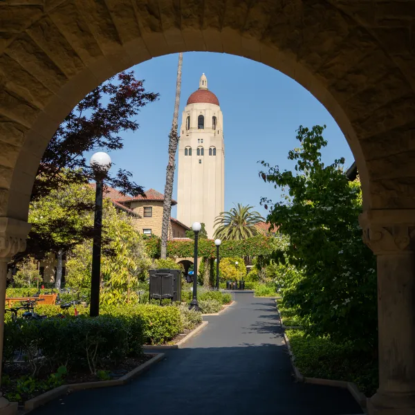 Hoover Tower, viewed through an archway.