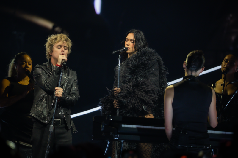 'Radical Optimism' on stage: Dua Lipa lights up Chase Center