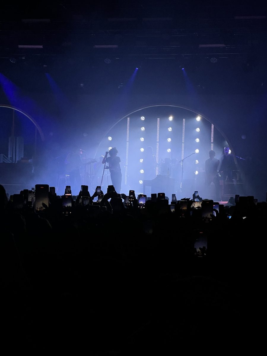 Sombr showcases youthful exuberance at San Francisco show 