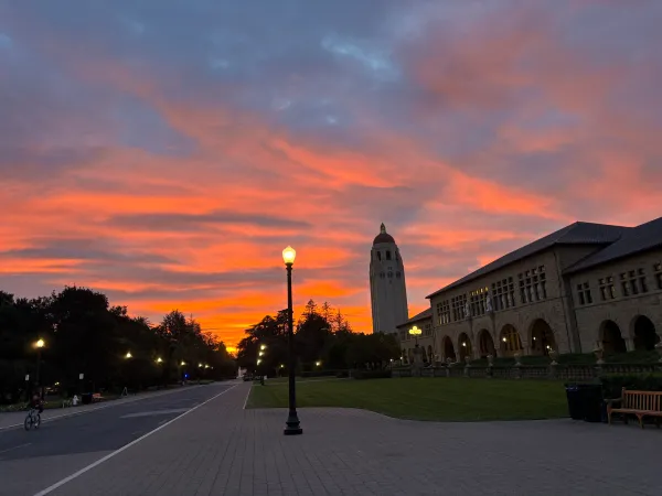"The poet, upon observing a Stanford sunset, describes description," Singh writes. (Photo: LILY ZOU/The Stanford Daily)