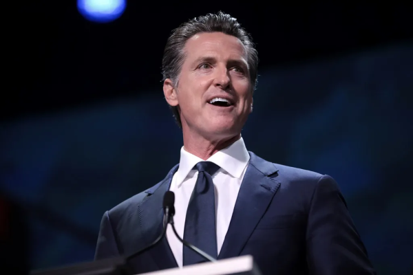 "Would you vote for me if it was?" Gavin Newsom speaks to reporters to promote himself as well as a new crime bill (Photo: GAGE SKIDMORE/Flickr)