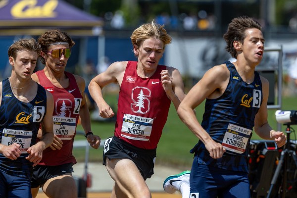 Zane Bergen during a dual meet against Cal at Edwards Stadium on May 3, 2025. Bergen broke the men's 1000-meter program record at the UW Preview on Saturday. (Photo: JOHN LOZANO/ISI Photos)