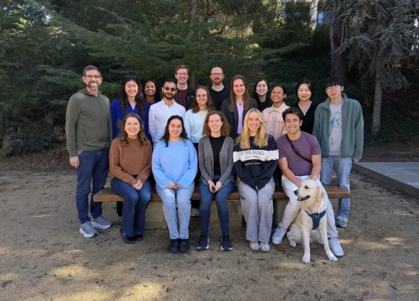 Members of Jewett's lab pose together.