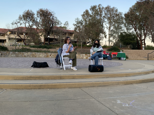 Emily Wilder '20 speaking at an event organized by Stanford Students for Justice in Palestine (SJP) and Jewish Voice for Peace at Stanford (JVP). (Photo: JENNIFER LEVINE/The Stanford Daily)