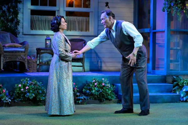Wanda De Jesús and Golden Globe and Emmy Award-winner Jimmy Smits perform onstage.