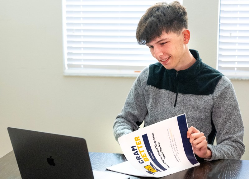 How to Study for Finals in College (For Real) 2 How to Study for Finals in College (For Real)