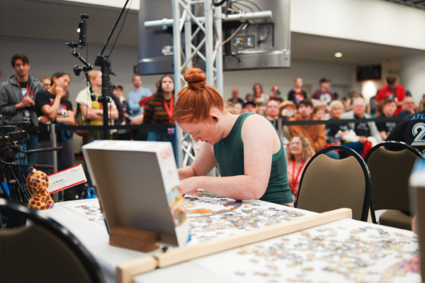 Alice Rowe completing a puzzle